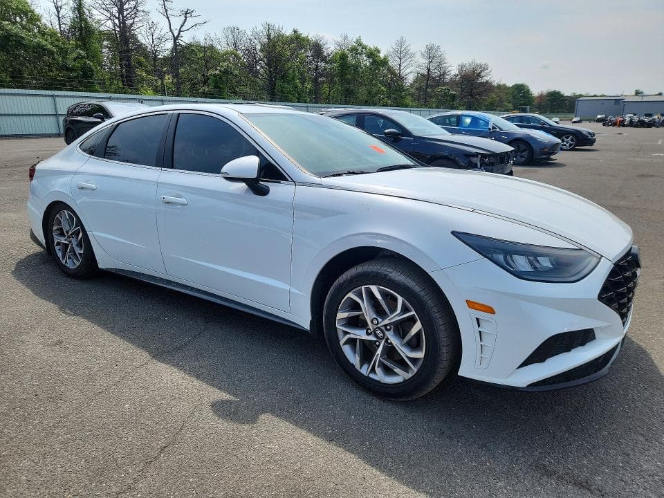 2021 HYUNDAI SONATA SEL 4