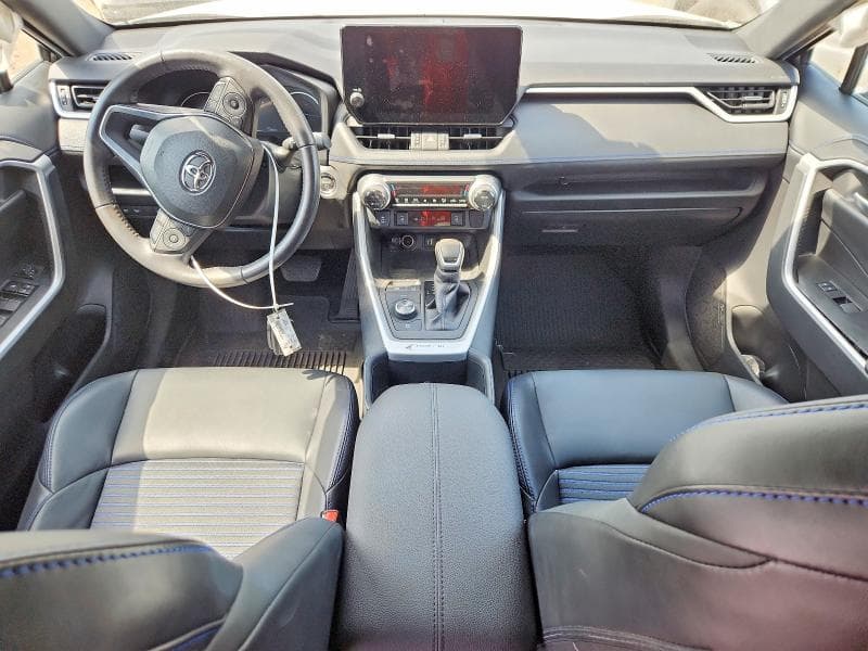 2023 TOYOTA RAV4 XSE 8