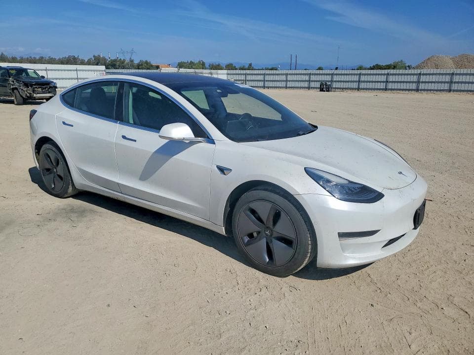 2019 TESLA MODEL 3 4