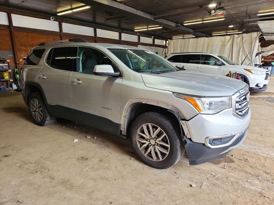 2017 GMC ACADIA SLE 4