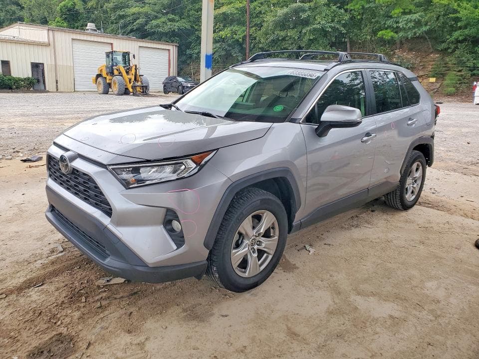 2020 TOYOTA RAV4 XLE - 1