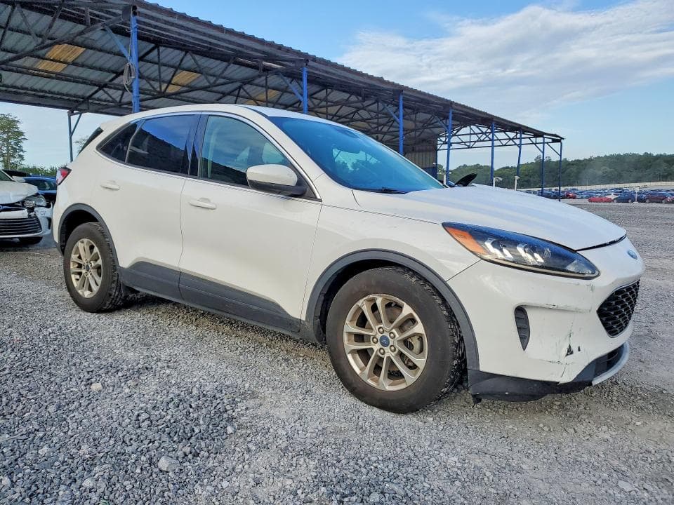 2020 FORD ESCAPE SE 4
