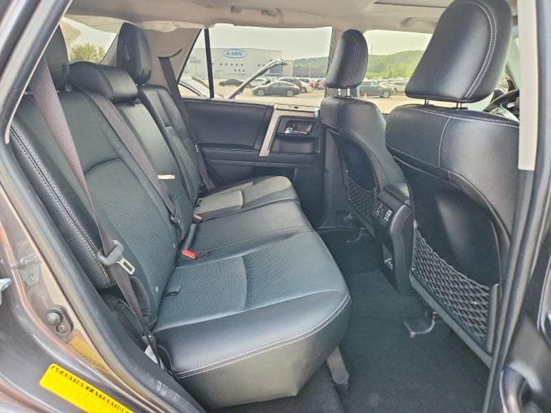 2023 TOYOTA 4RUNNER LIMITED 10