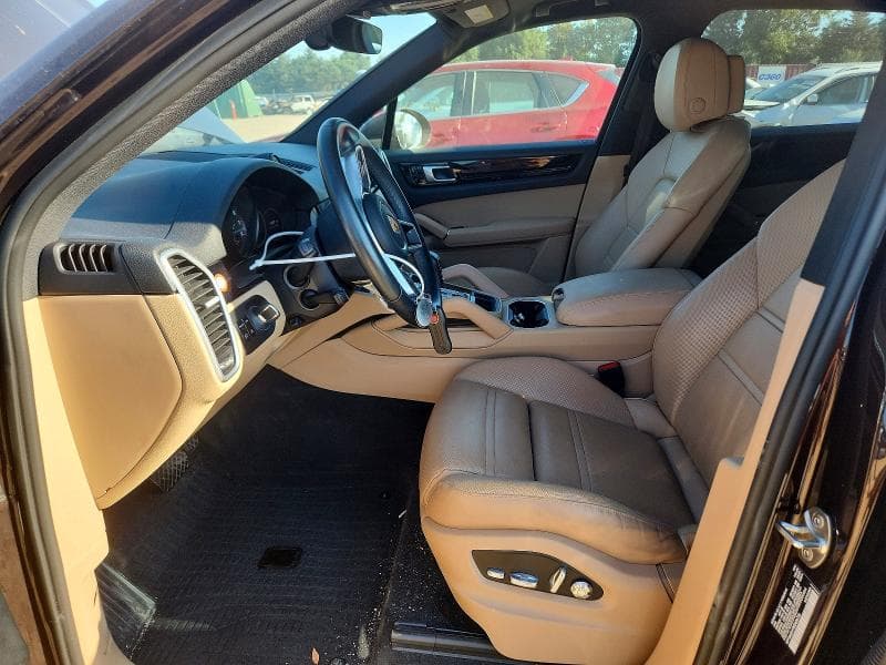 2019 PORSCHE CAYENNE 7