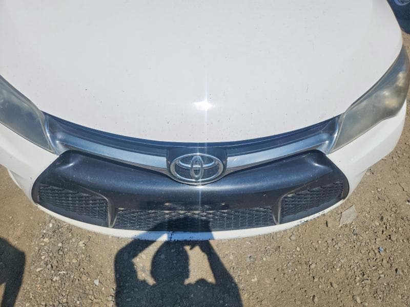 2017 TOYOTA CAMRY SE 11