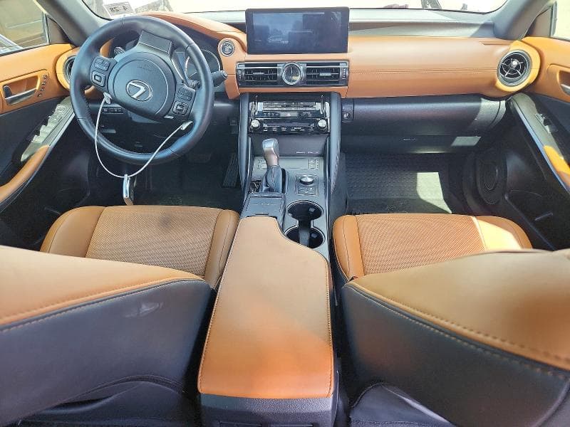 2023 LEXUS IS 300 8
