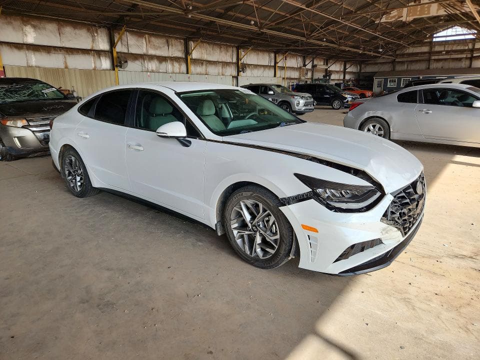 2021 HYUNDAI SONATA SEL 4