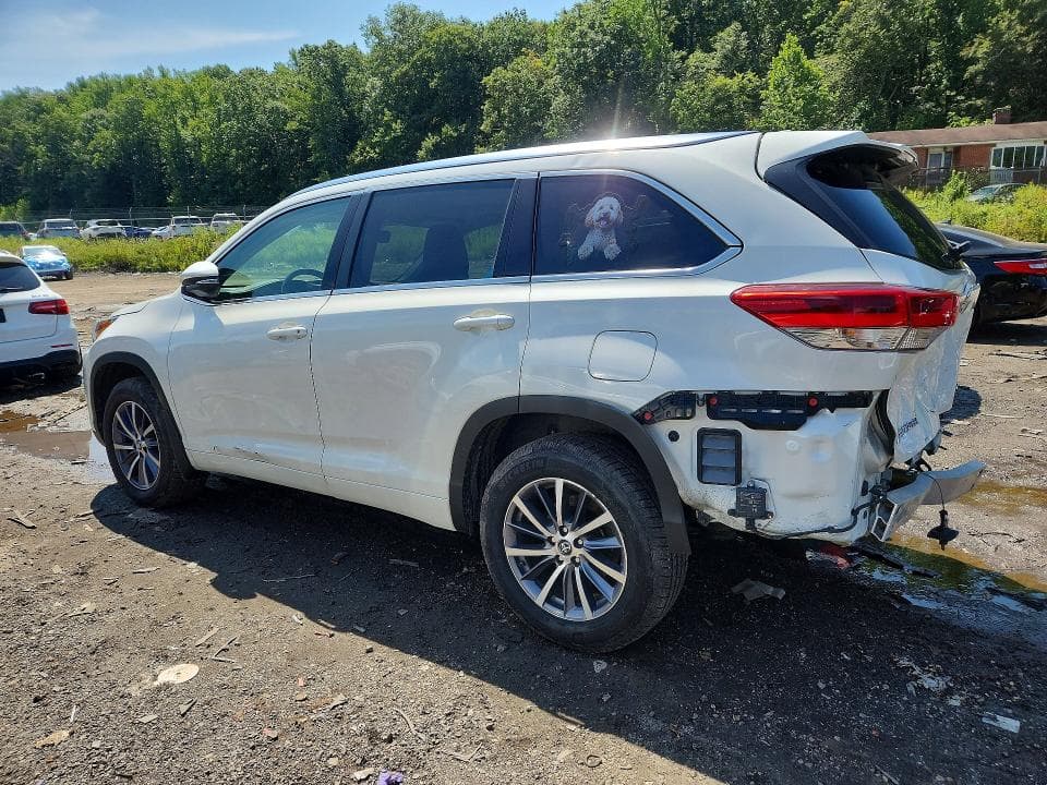 2017 TOYOTA HIGHLANDER XLE 2
