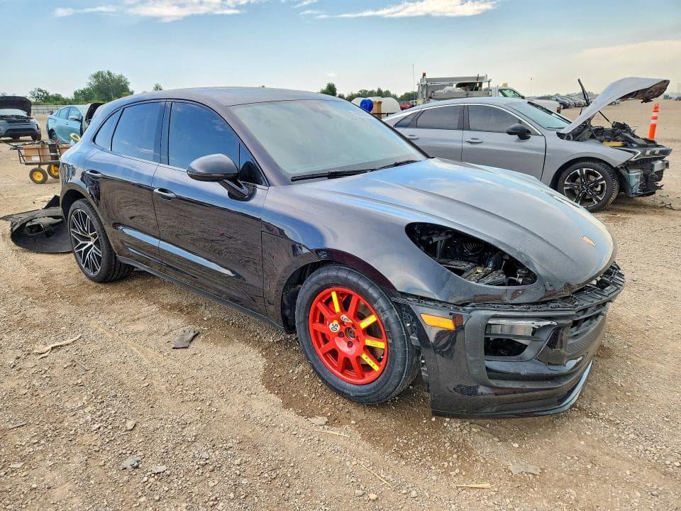 2023 PORSCHE MACAN S 4