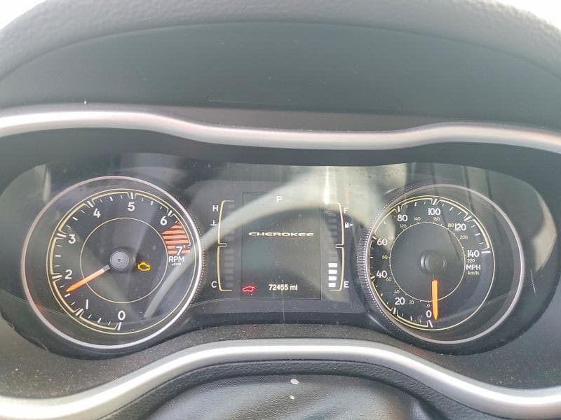 2018 JEEP CHEROKEE LATITUDE PLUS 9
