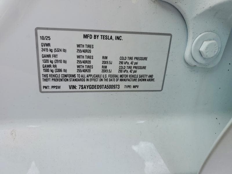 2026 TESLA MODEL Y 12