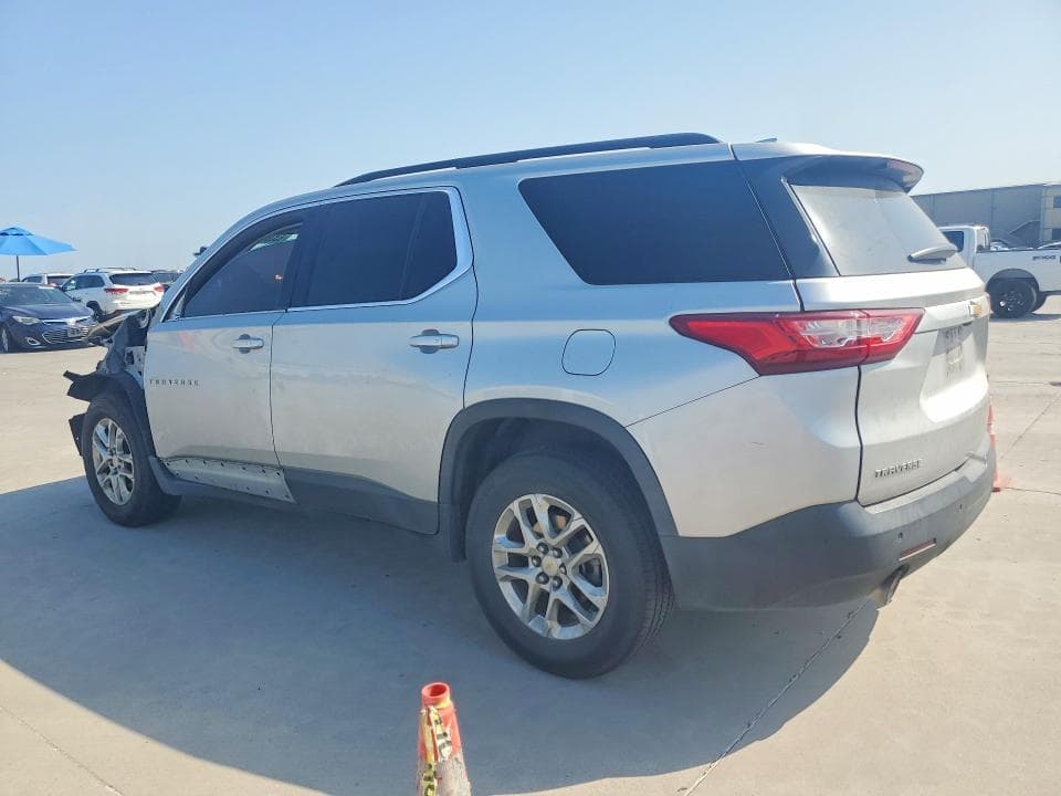 2020 CHEVROLET TRAVERSE LT 2