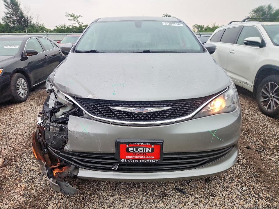 2017 CHRYSLER PACIFICA TOURING 5