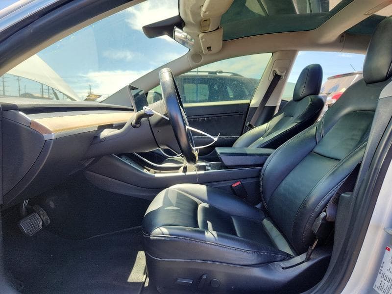 2018 TESLA MODEL 3 7