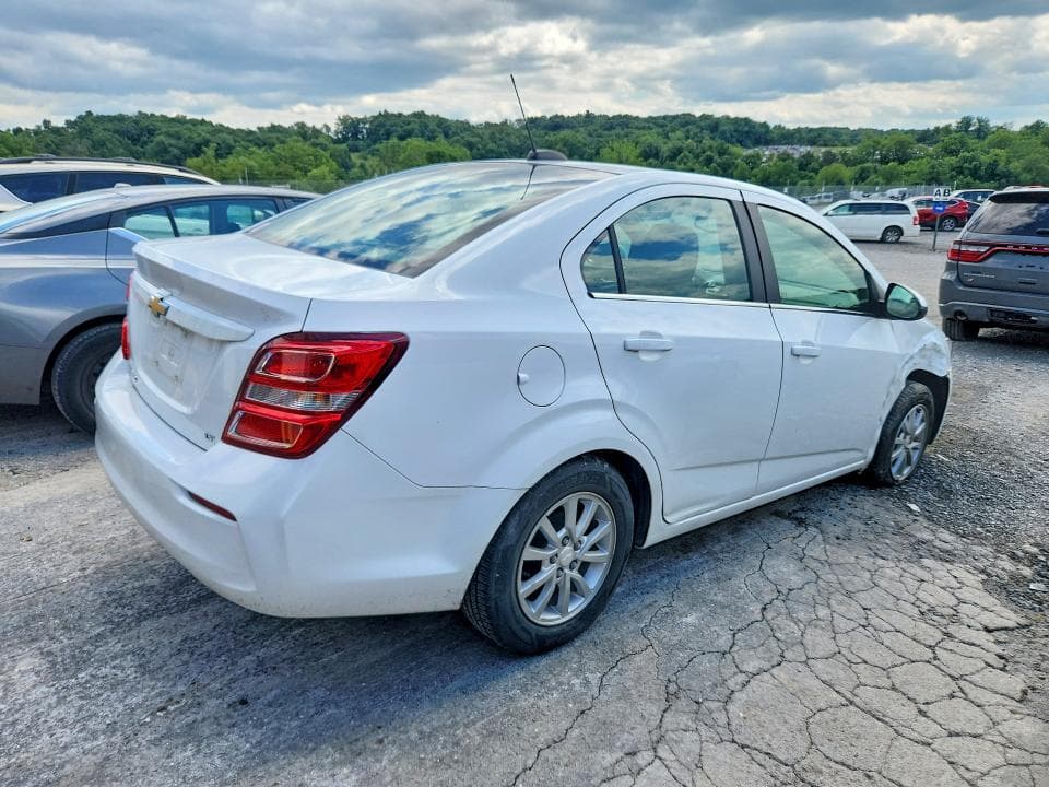 2020 CHEVROLET SONIC LT 3