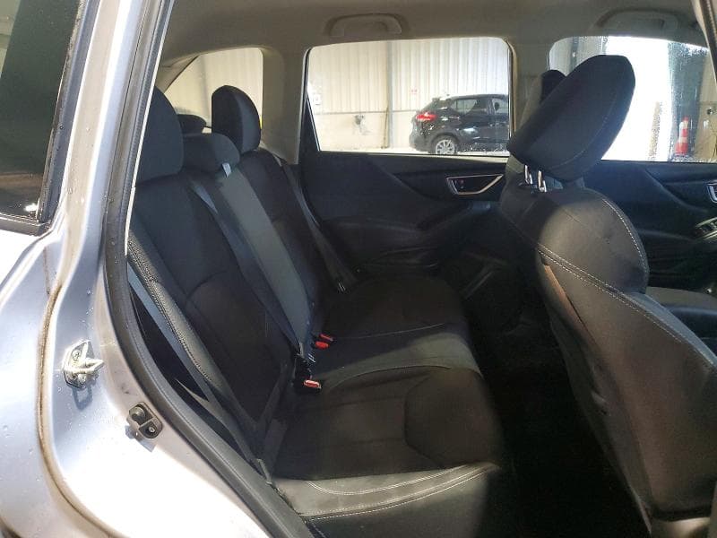2021 SUBARU FORESTER 11