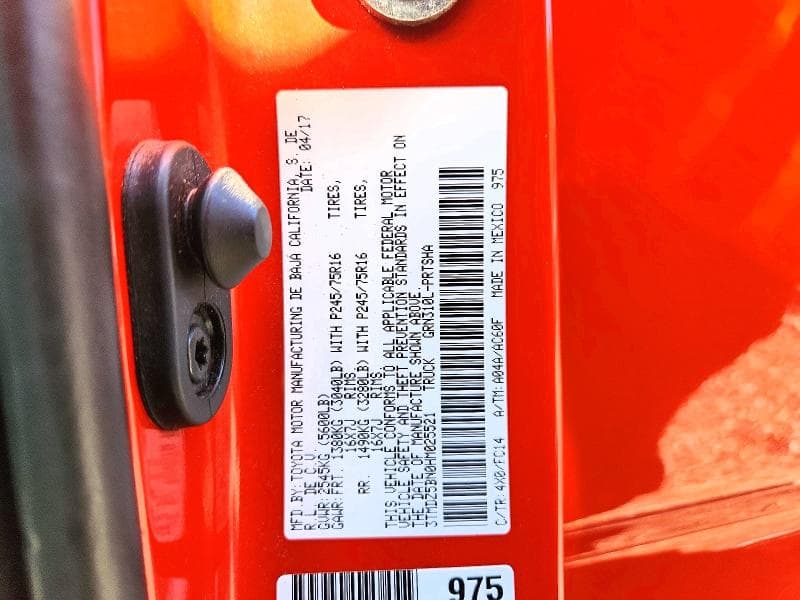 2017 TOYOTA TACOMA SR5 V6 12