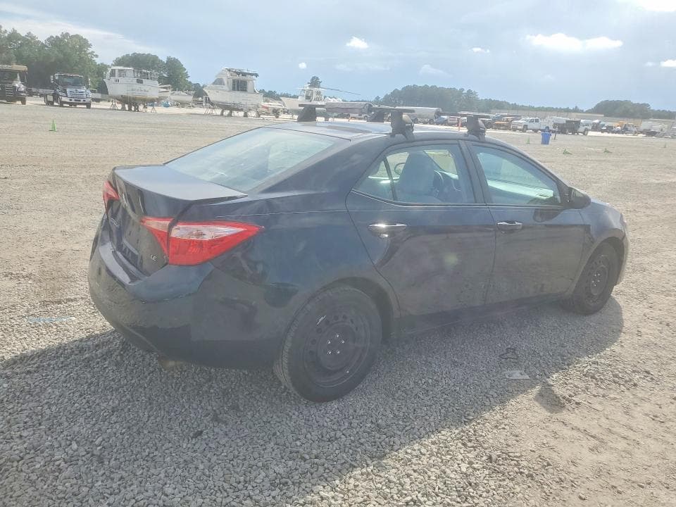 2018 TOYOTA COROLLA LE 3