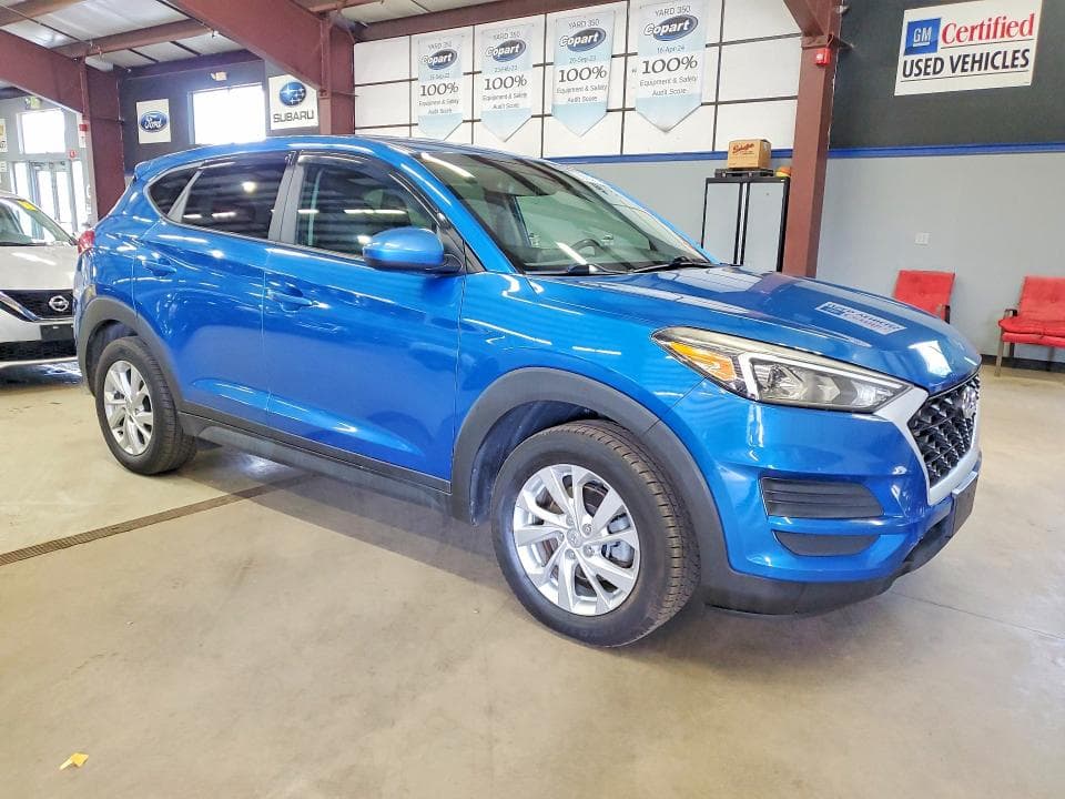 2020 HYUNDAI TUCSON SE 4