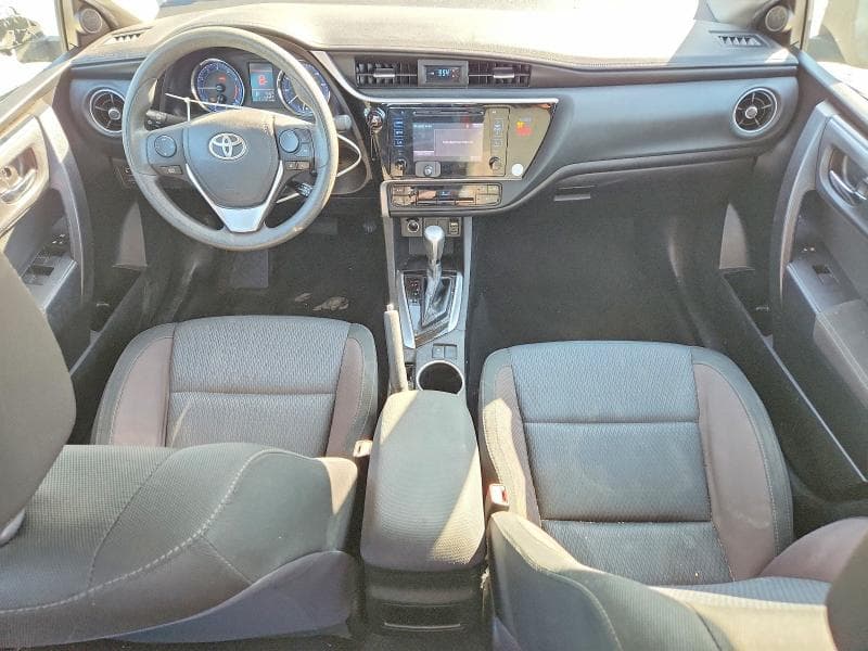 2019 TOYOTA COROLLA LE 8