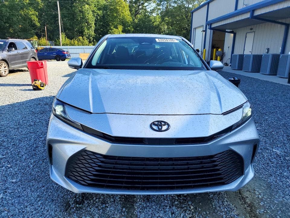 2026 TOYOTA CAMRY LE 5