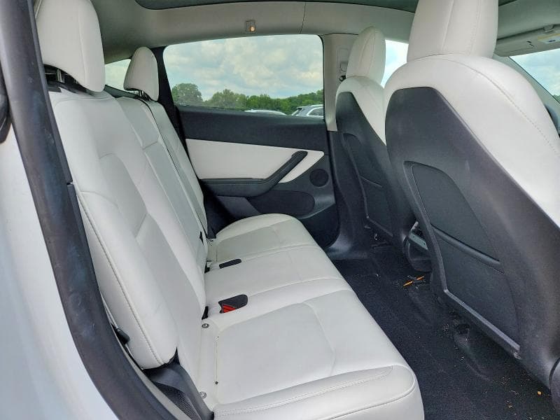 2022 TESLA MODEL Y 10
