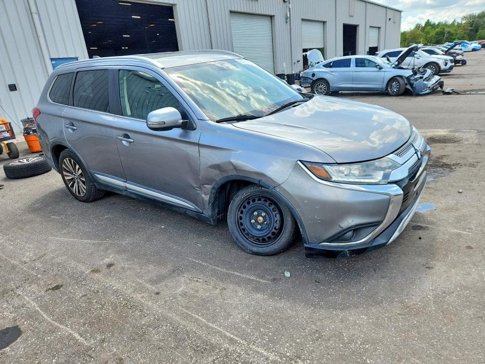 2019 MITSUBISHI OUTLANDER SE 4