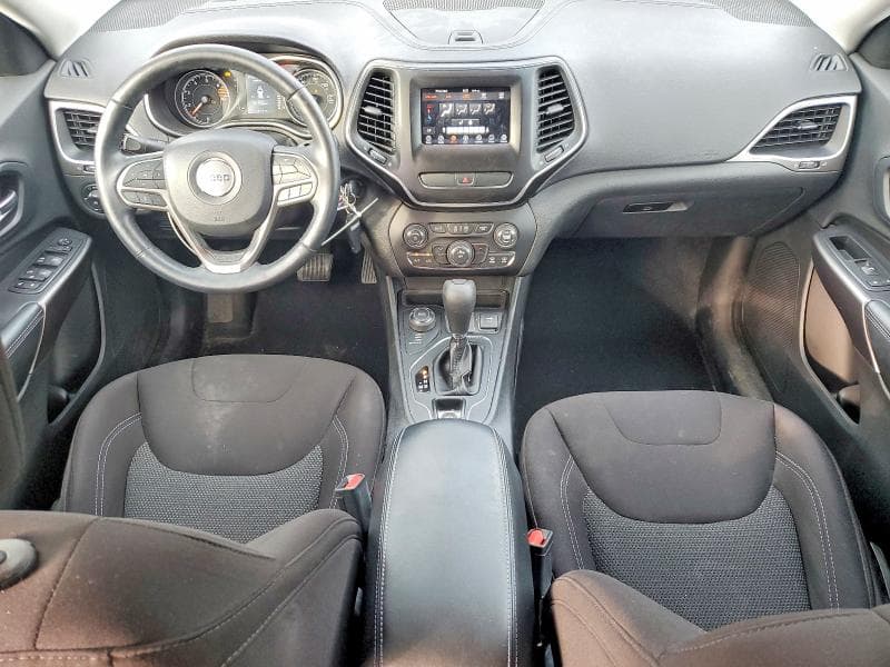 2019 JEEP CHEROKEE LATITUDE 8