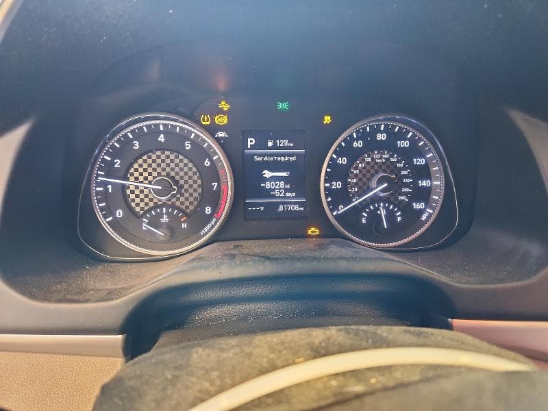 2020 HYUNDAI ELANTRA SEL 9