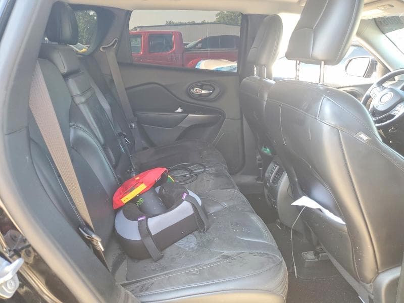 2019 JEEP CHEROKEE LIMITED 10