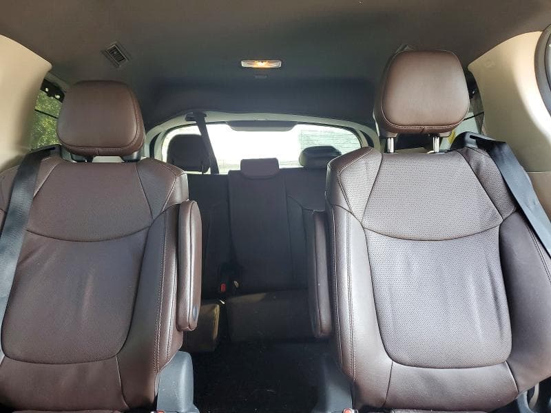 2022 TOYOTA SIENNA PLATINUM 7-PASSENGER 10