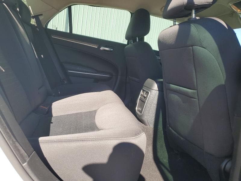 2021 CHRYSLER 300 TOURING 10