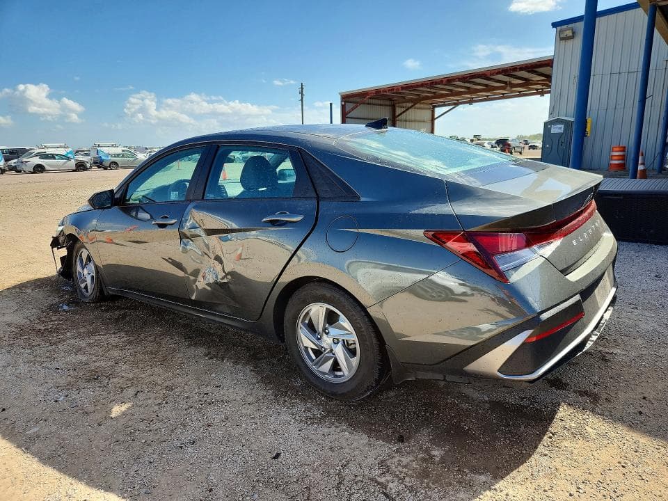 2024 HYUNDAI ELANTRA SE 2
