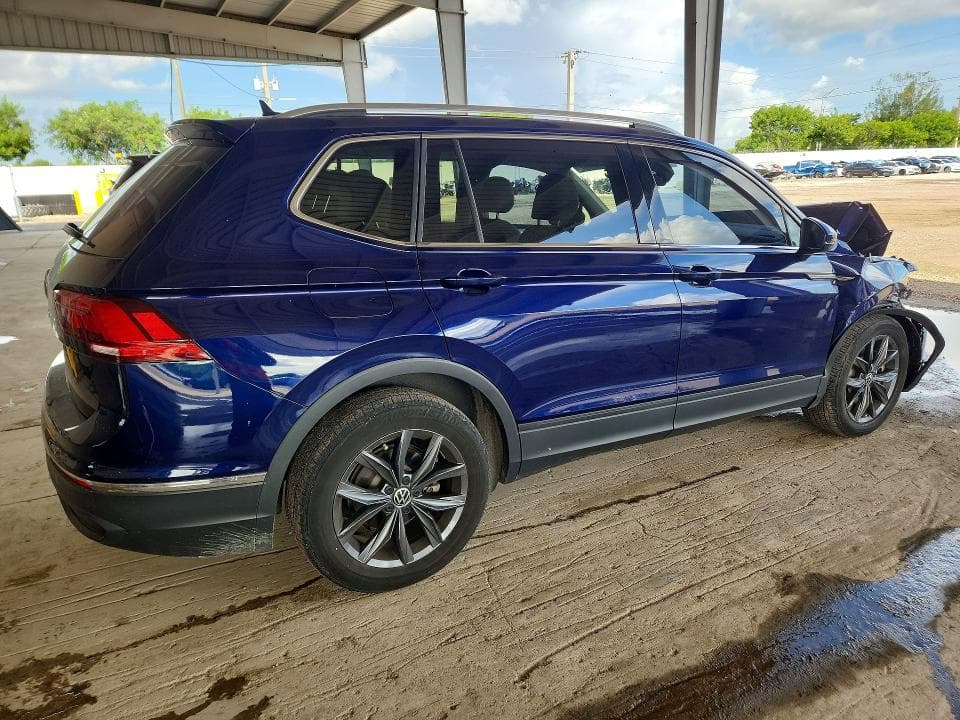 2022 VOLKSWAGEN TIGUAN SE 3