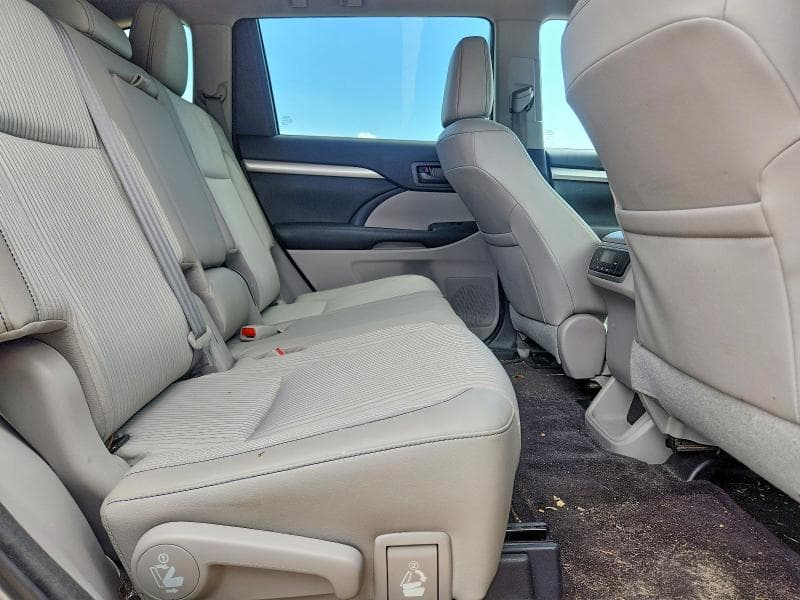 2017 TOYOTA HIGHLANDER LE PLUS 11
