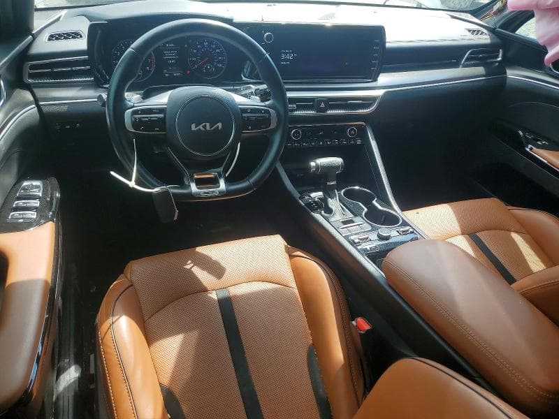 2023 KIA K5 GT 8