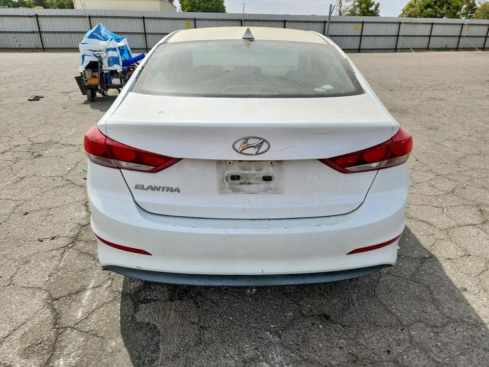 2018 HYUNDAI ELANTRA SEL 6