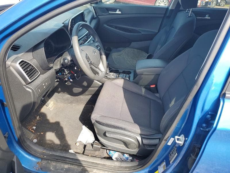 2020 HYUNDAI TUCSON SE 7