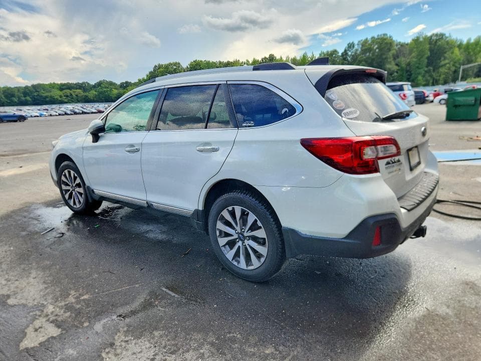 2018 SUBARU OUTBACK TOURING 2