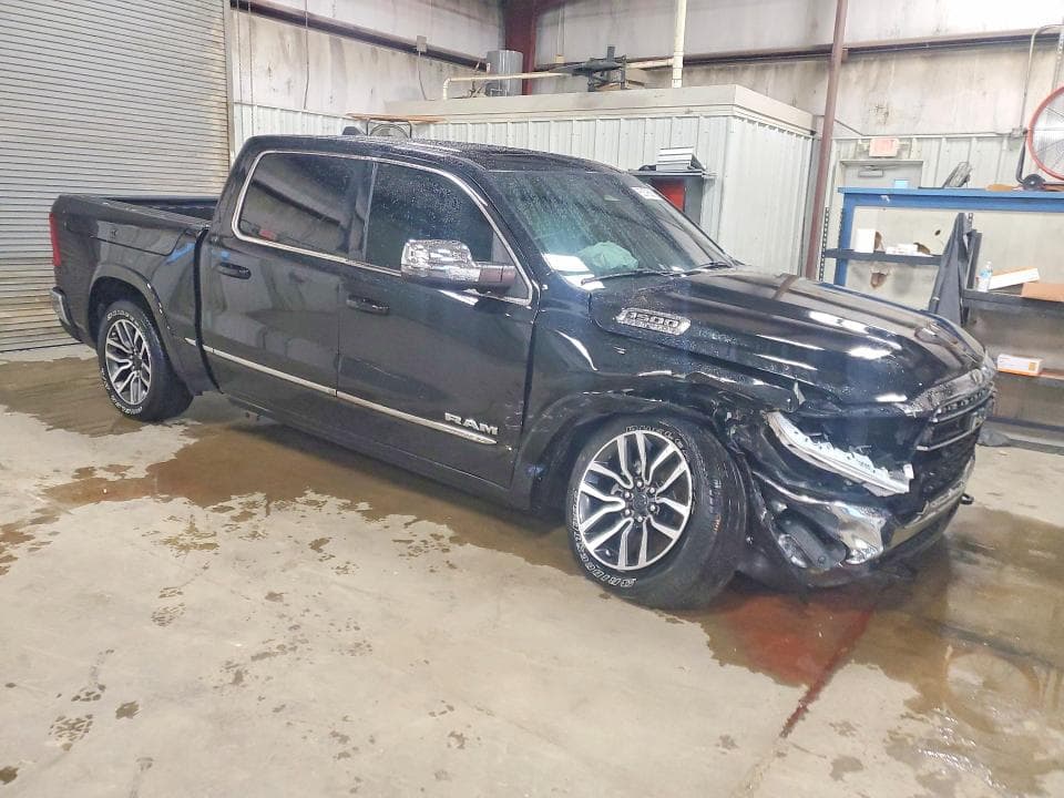 2025 RAM 1500 LIMITED 4