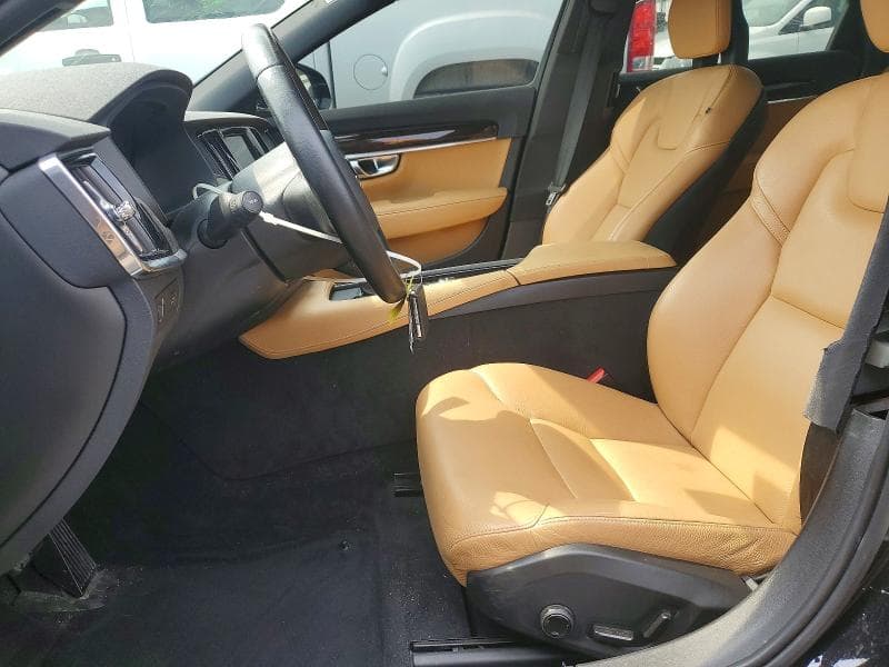 2017 VOLVO S90 T6 MOMENTUM 7