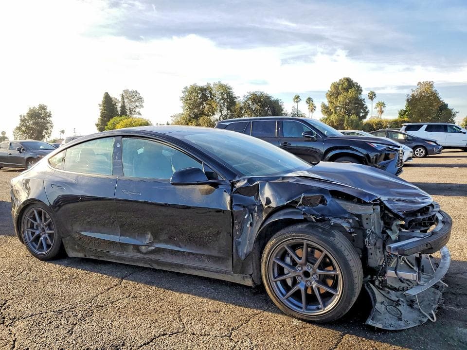 2022 TESLA MODEL 3 4