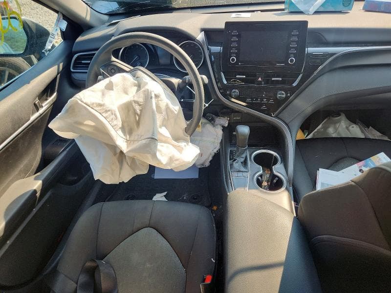2024 TOYOTA CAMRY LE 8