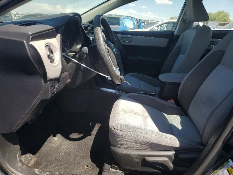 2017 TOYOTA COROLLA LE 7