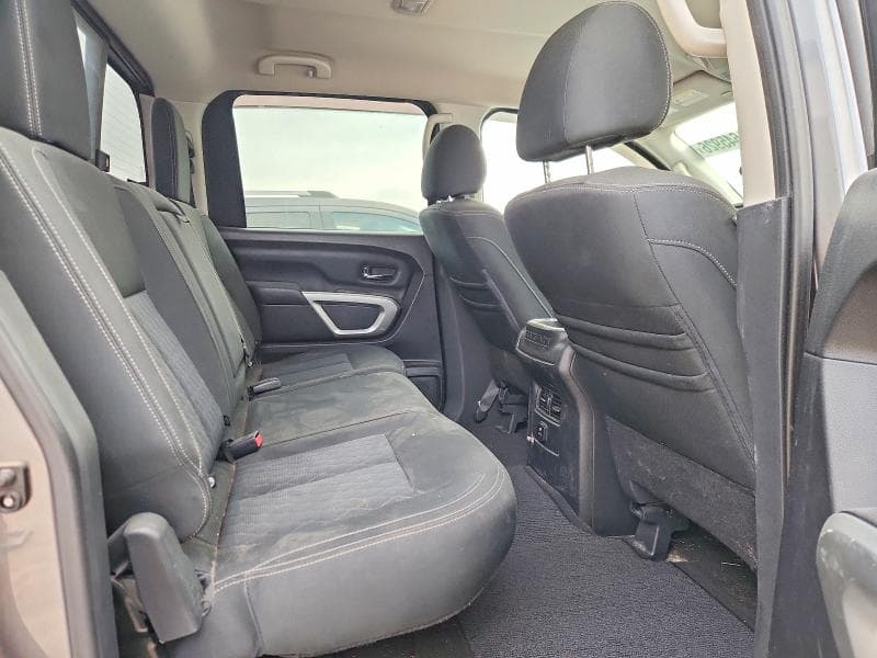 2018 NISSAN TITAN SV 10