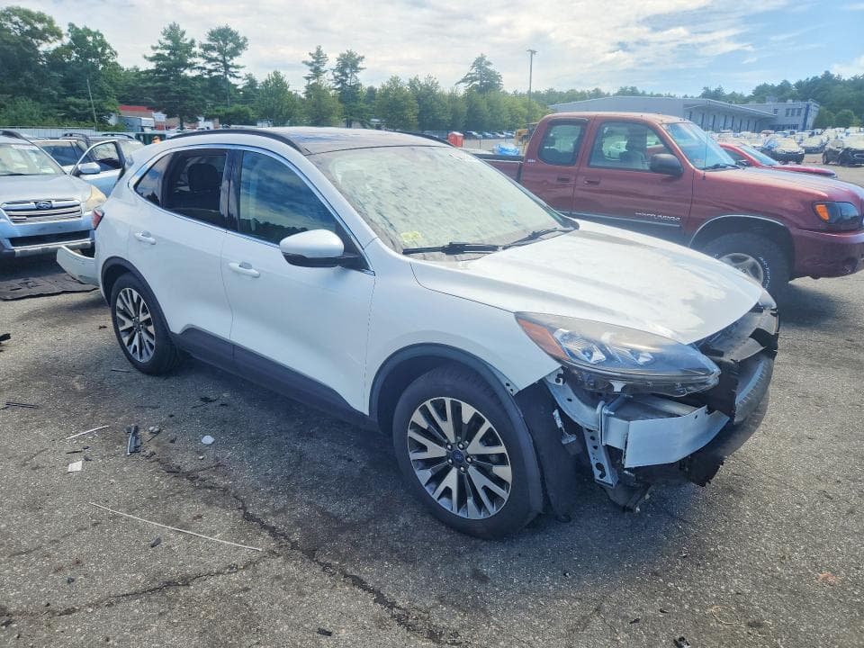 2020 FORD ESCAPE TITANIUM 4
