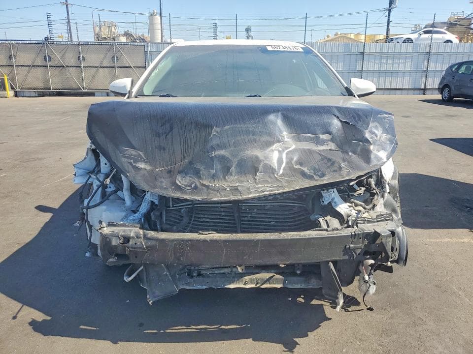 2017 TOYOTA CAMRY HYBRID LE 5