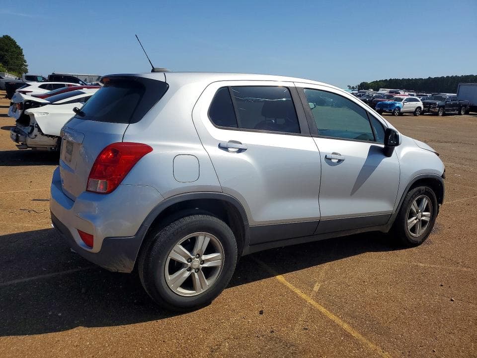 2020 CHEVROLET TRAX LS 3