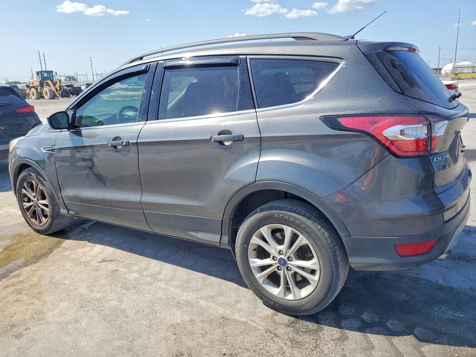 2017 FORD ESCAPE SE 2