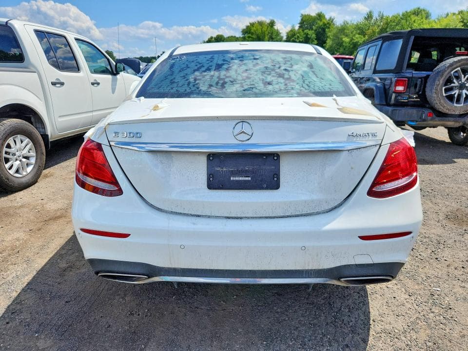 2017 MERCEDES-BENZ E 300 4MATIC 6